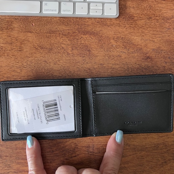 Coach Compact Billfold - Picture 3 of 5